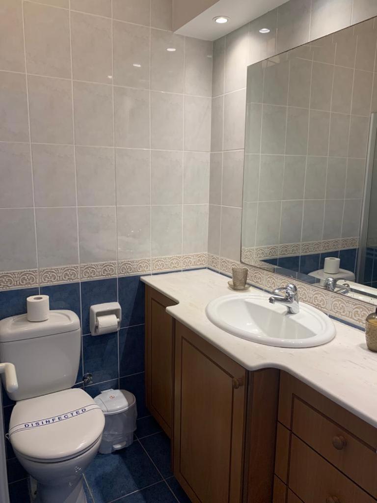 Regina Gardens - Spacious 3 Bed, 2 Bath Maisonette Пафос Екстериор снимка