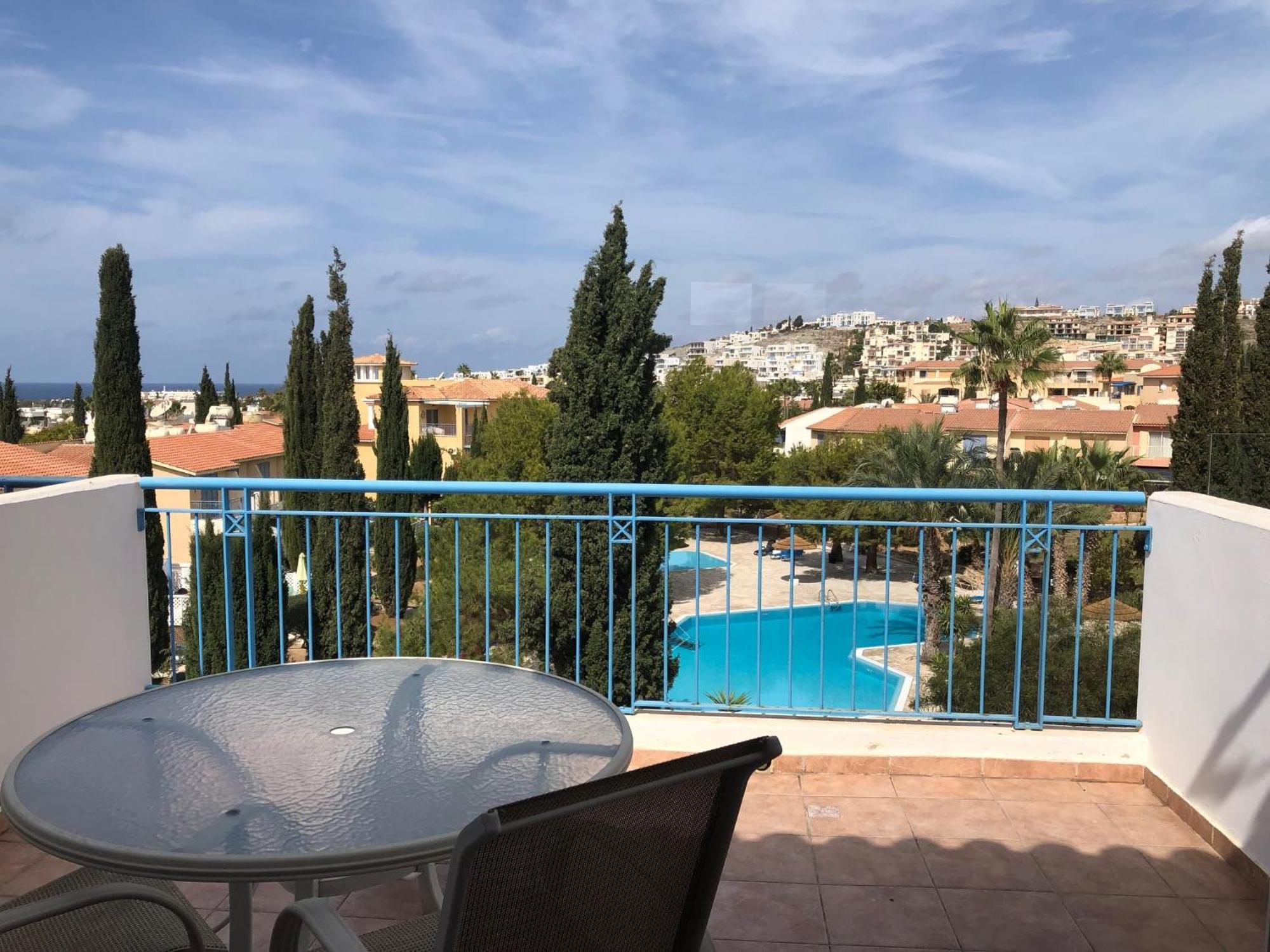 Regina Gardens - Spacious 3 Bed, 2 Bath Maisonette Пафос Екстериор снимка