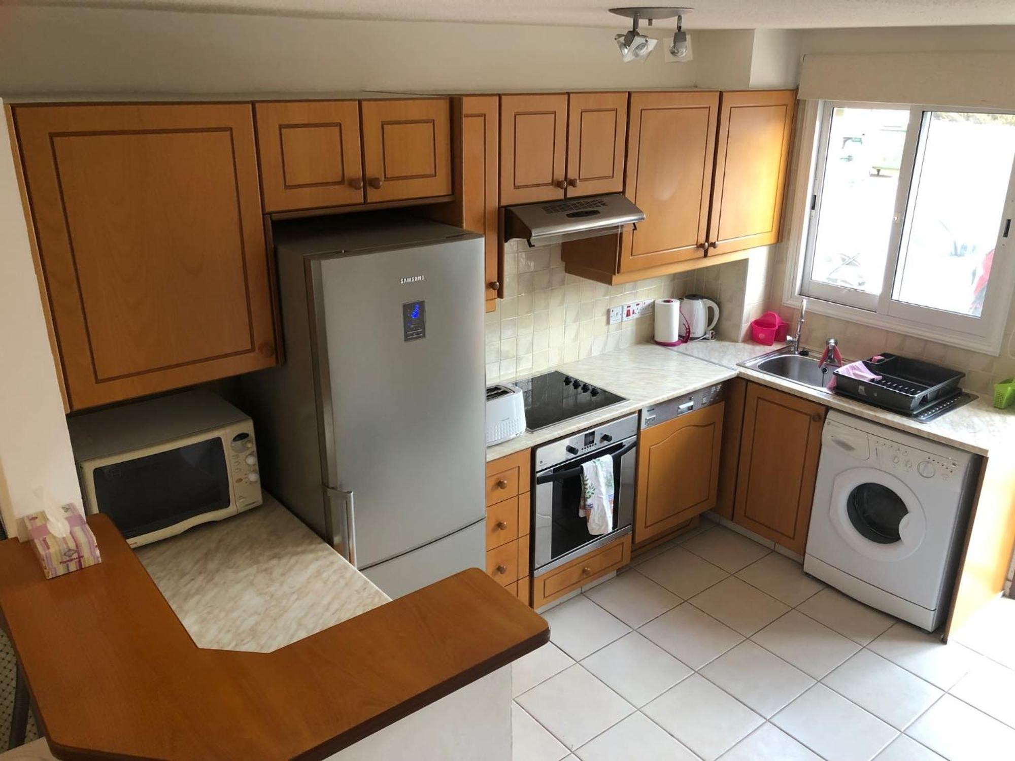 Regina Gardens - Spacious 3 Bed, 2 Bath Maisonette Пафос Екстериор снимка